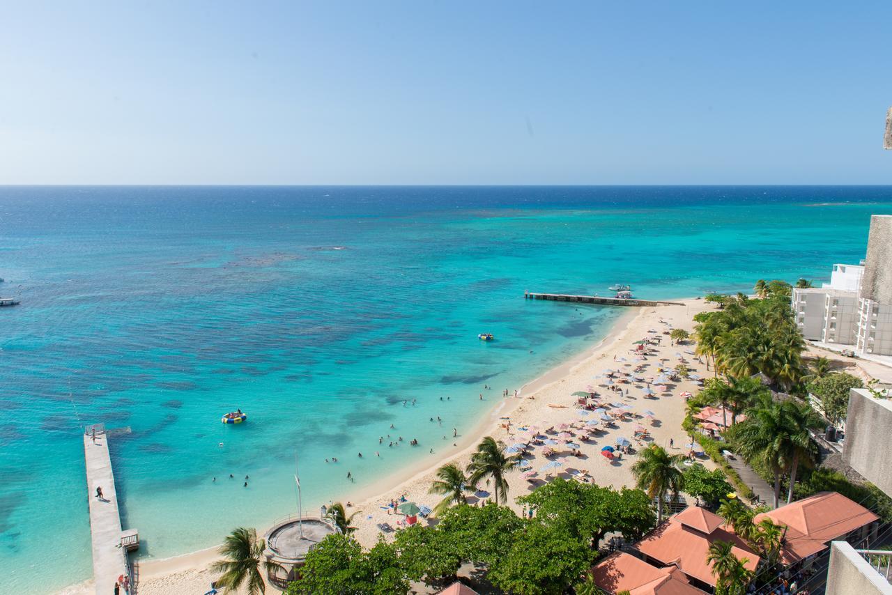 Deluxe Montego Bay Club Studio&Suites Zewnętrze zdjęcie
