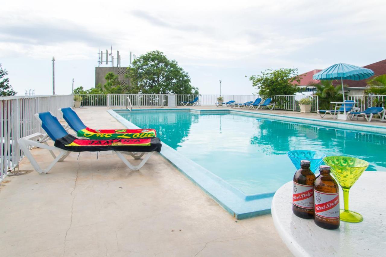 Deluxe Montego Bay Club Studio&Suites Zewnętrze zdjęcie